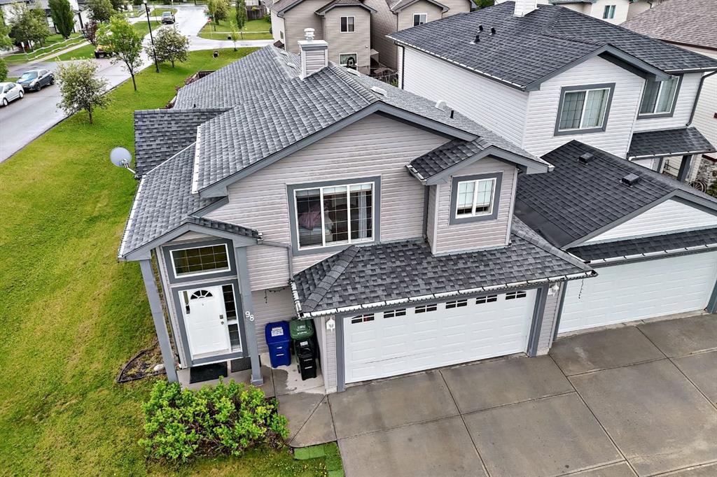 Picture of 98 Canoe Square SW, Airdrie Real Estate Listing