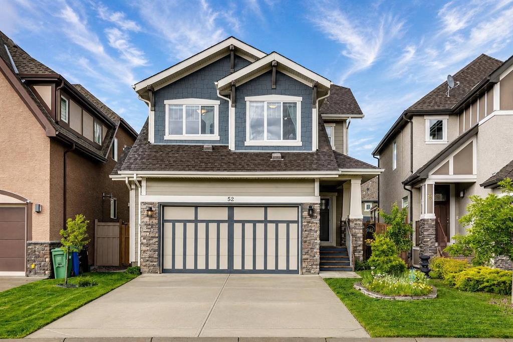 Picture of 52 Marquis Crescent SE, Calgary Real Estate Listing