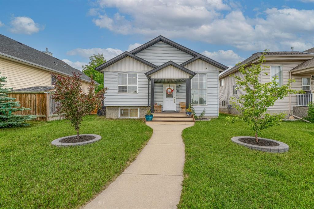 Picture of 17 Sunrise Close SE, High River Real Estate Listing