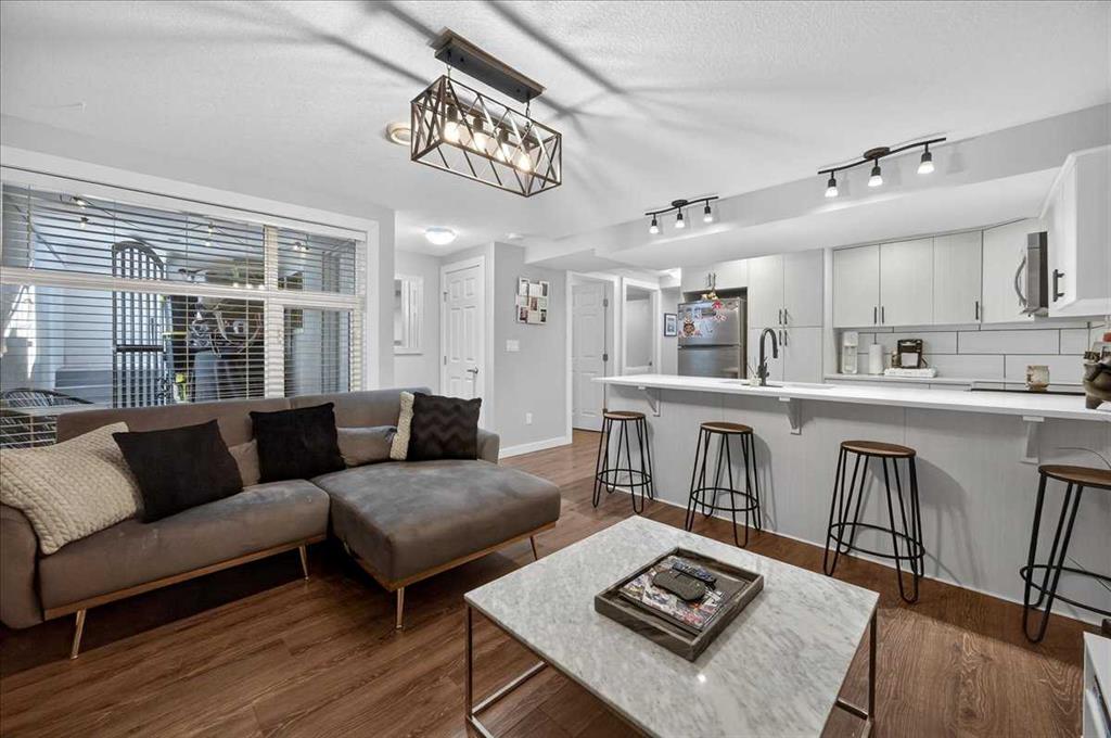 Picture of 3, 2815 17 Street SW, Calgary Real Estate Listing