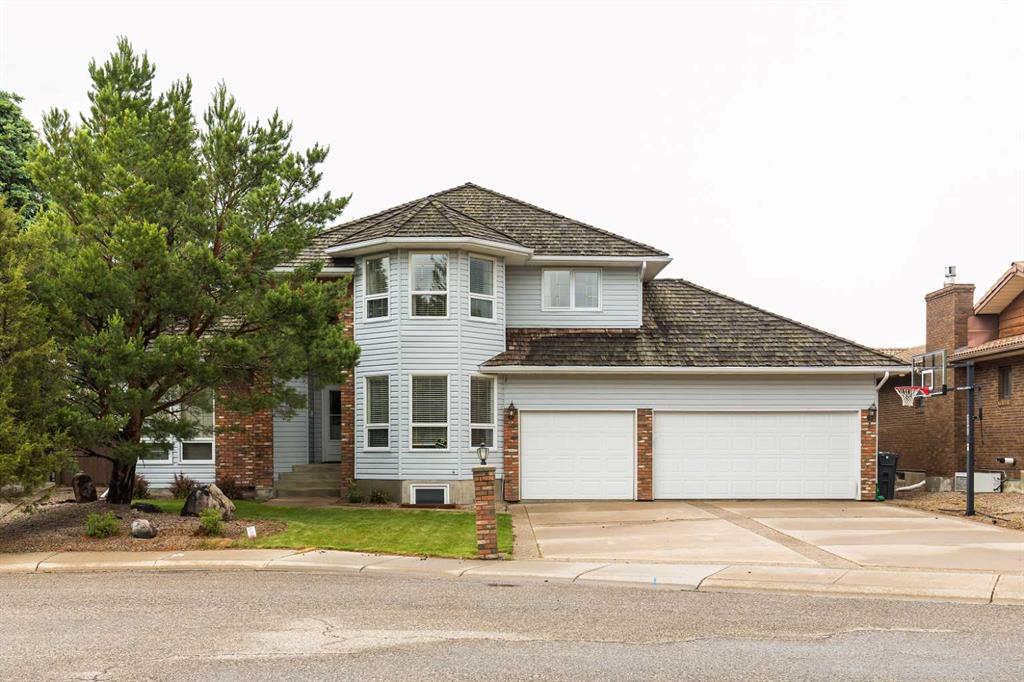 Picture of 205 Kings Bay S, Lethbridge Real Estate Listing