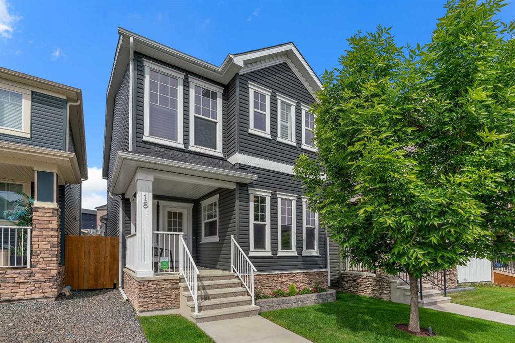 Picture of 18 Evanscrest Rise NW, Calgary Real Estate Listing
