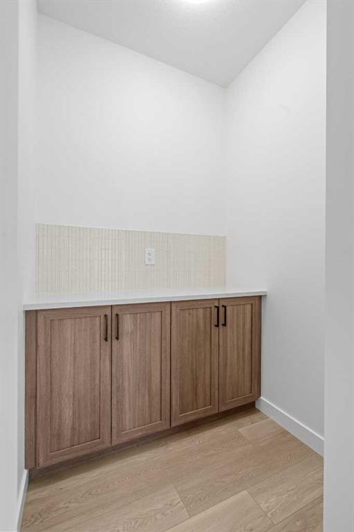 Picture of 302 Baneberry Way SW, Airdrie Real Estate Listing