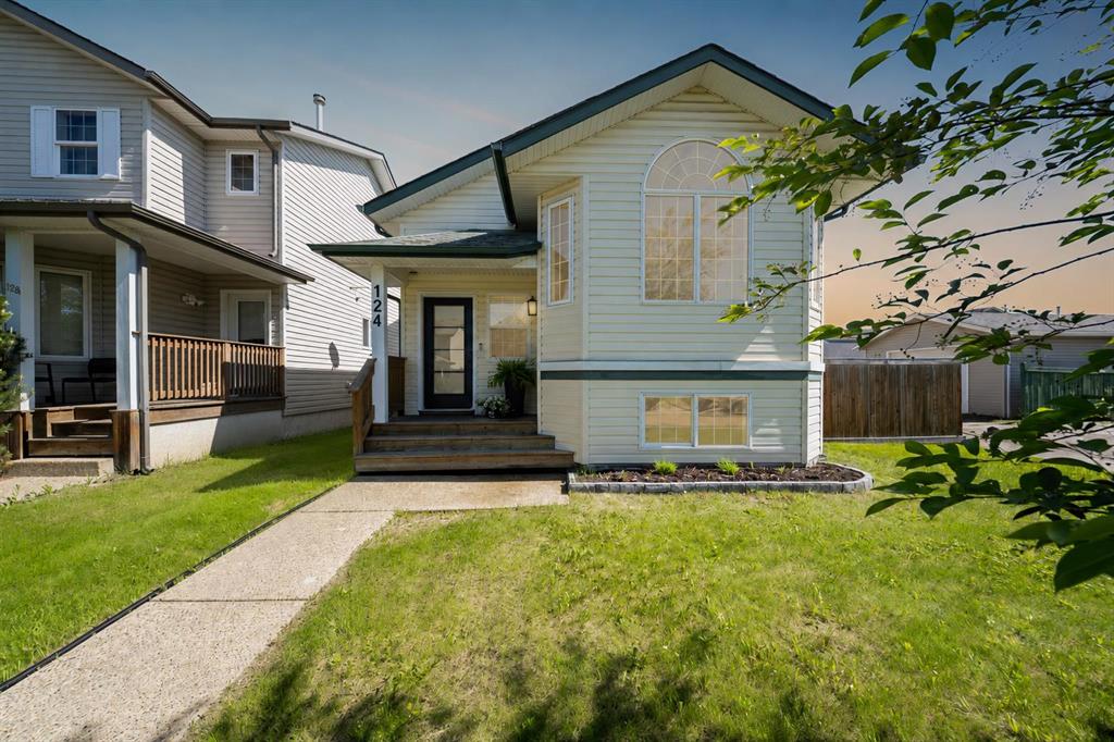 Picture of 124 Archibald Close , Fort McMurray Real Estate Listing