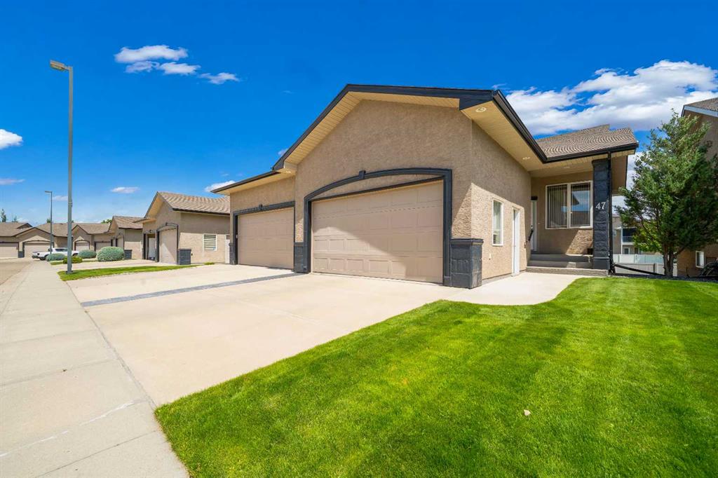 Picture of 47 Sierra Lane SW, Medicine Hat Real Estate Listing