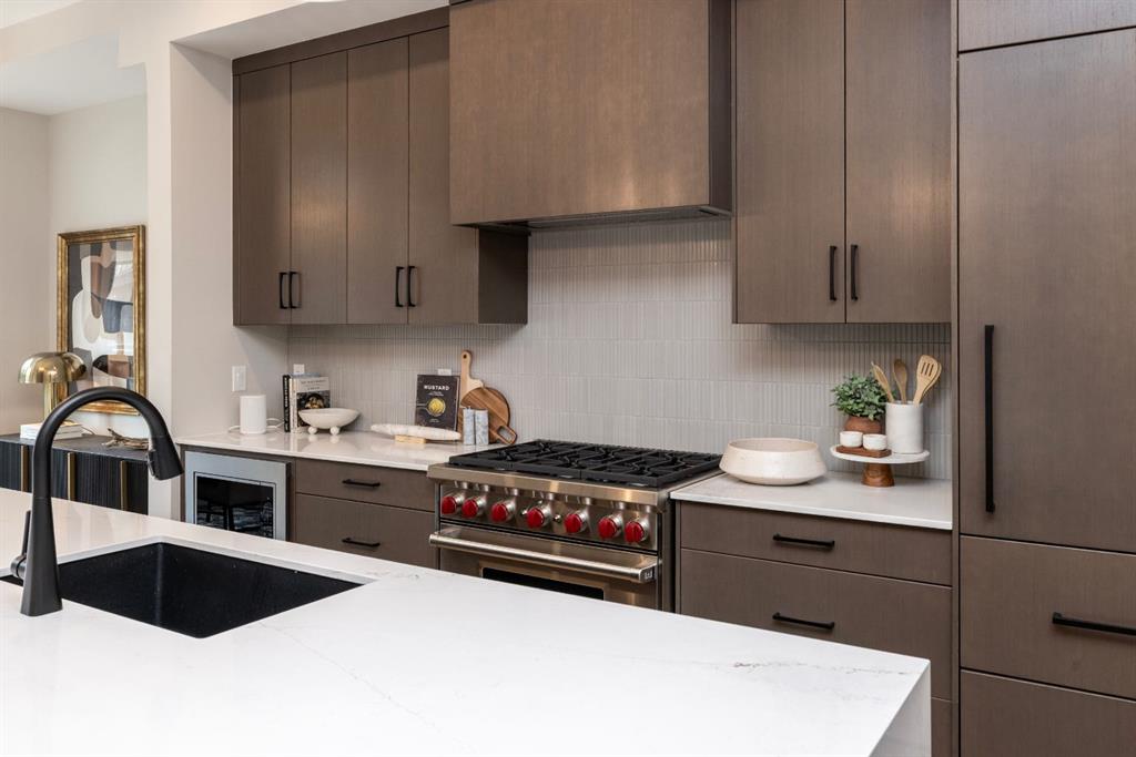 Picture of 112, 150 Lebel Crescent NW, Calgary Real Estate Listing