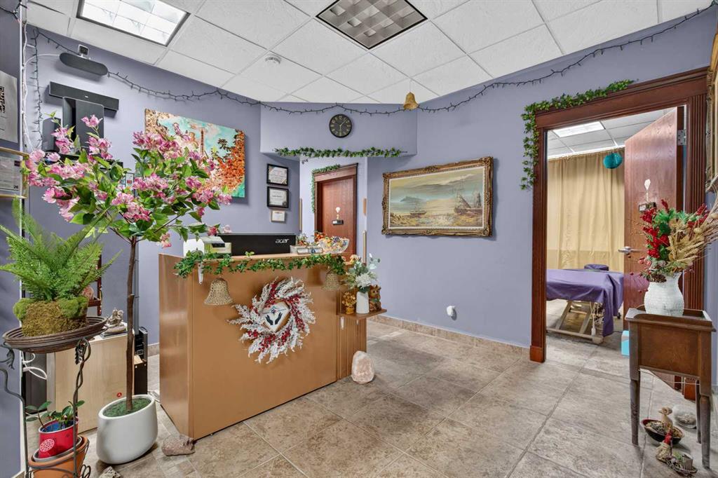 Picture of 201, 13111 156 Street NW, Edmonton Real Estate Listing