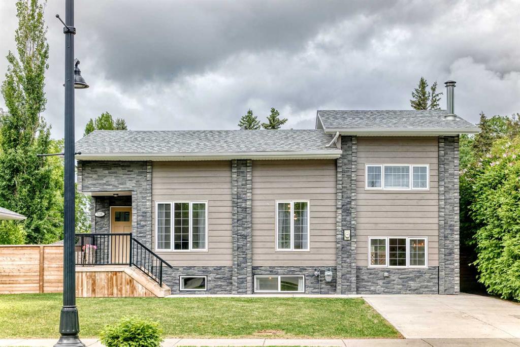Picture of 5238 52 Street , Lacombe Real Estate Listing