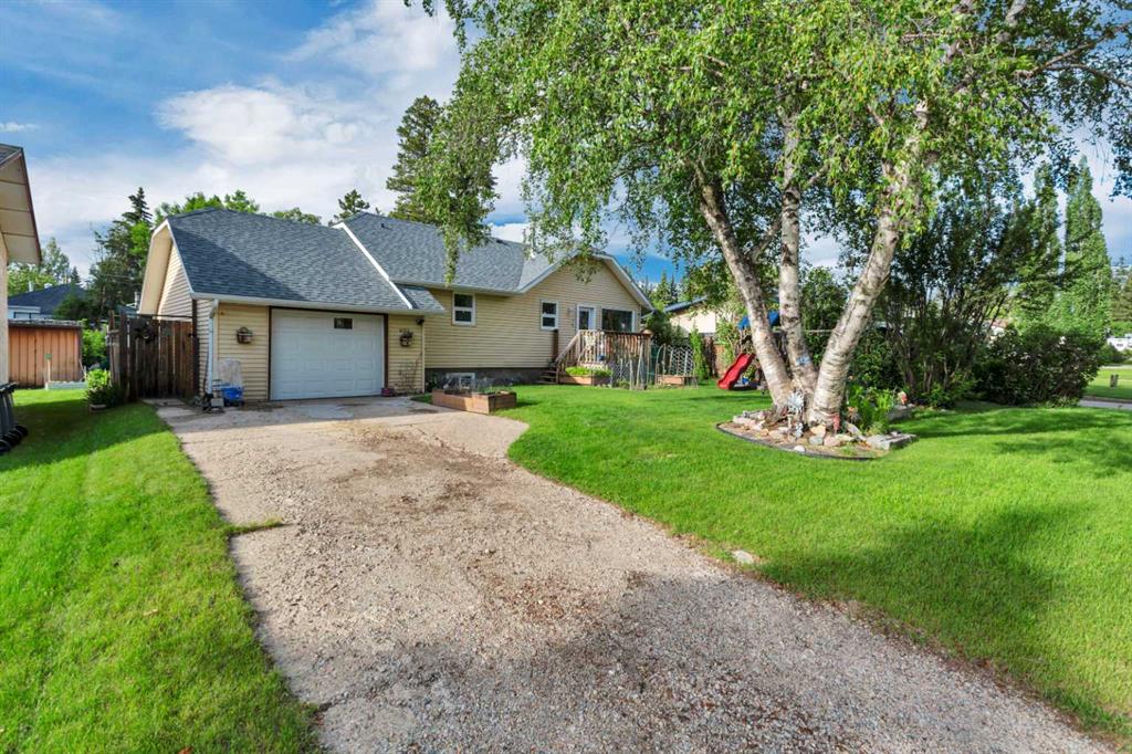 Picture of 4520 36 Avenue , Ponoka Real Estate Listing