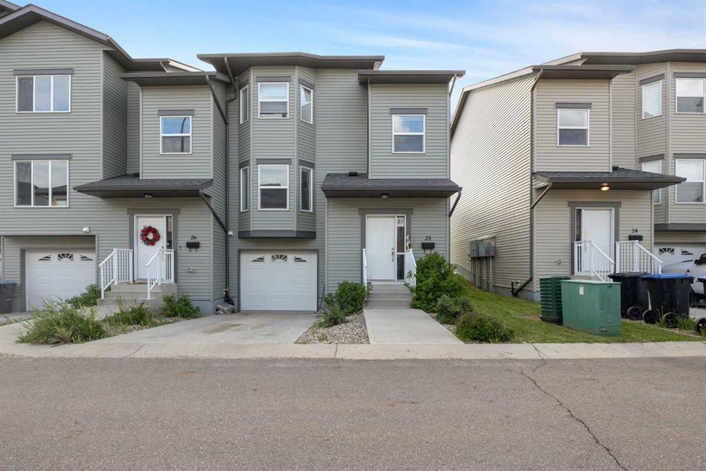 Picture of 25, 120 Warren  , Fort McMurray Real Estate Listing