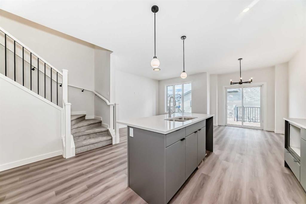 Picture of 109 Heritage Park , Cochrane Real Estate Listing