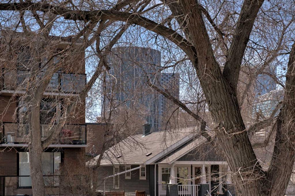 Picture of 204, 310 4 Avenue NE, Calgary Real Estate Listing