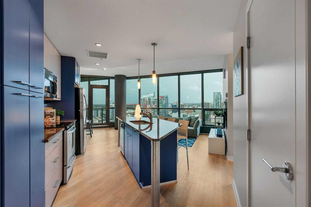 Picture of 2001, 220 12 Avenue SE, Calgary Real Estate Listing