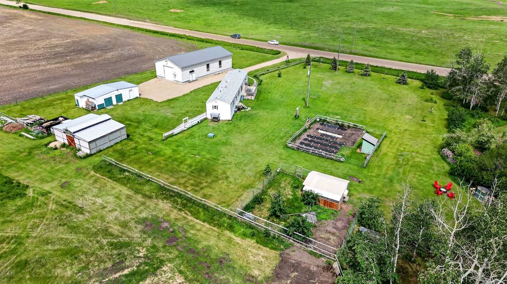 Picture of 255049 Twp Rd 300  , Rural Kneehill County Real Estate Listing