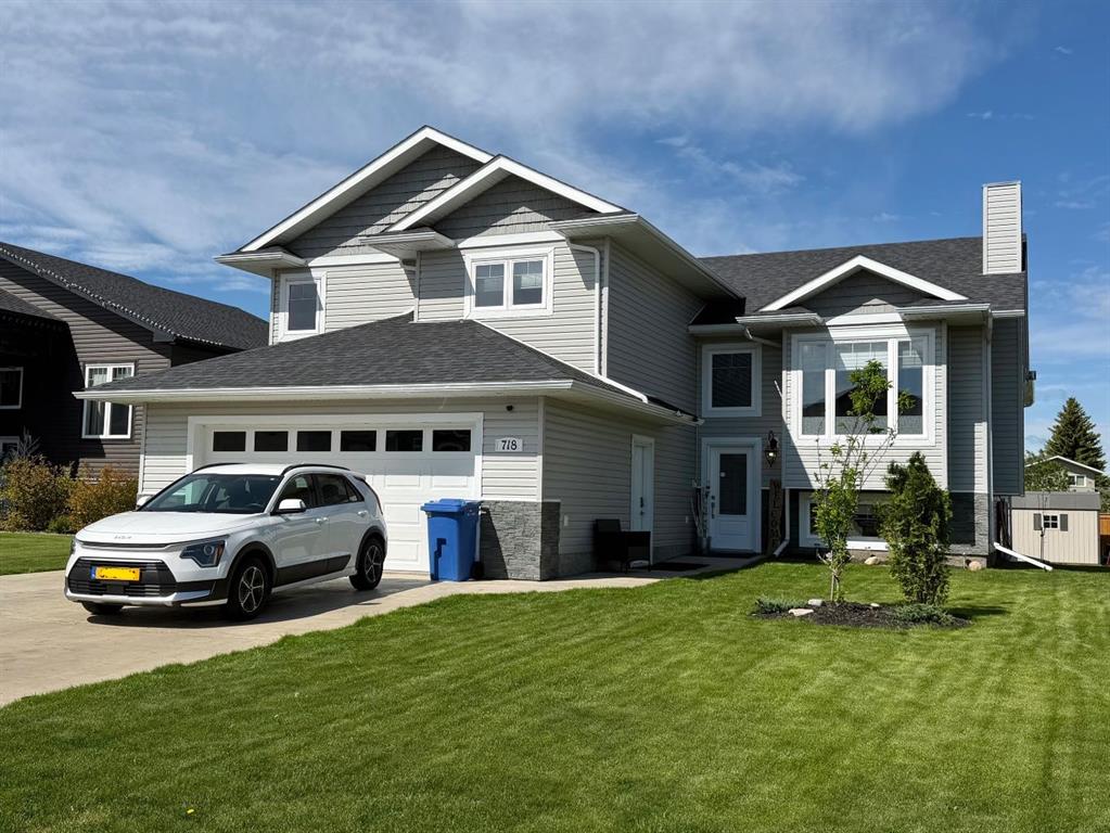 Picture of 718 24 Street , Wainwright Real Estate Listing