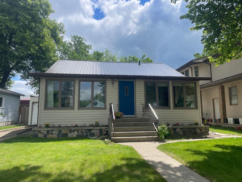 Picture of 312 3 Street W, Brooks Real Estate Listing