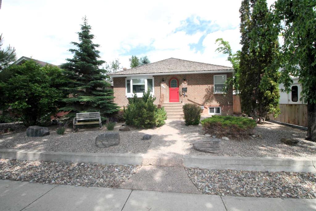 Picture of 819 9 Avenue S, Lethbridge Real Estate Listing