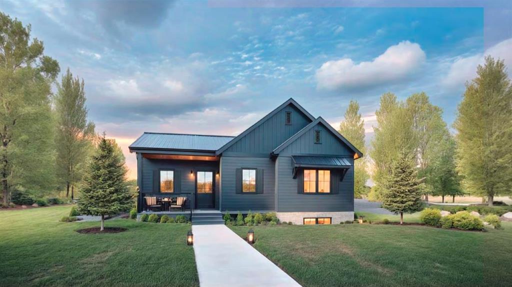 Picture of 325 Flare Avenue SW, Diamond Valley Real Estate Listing
