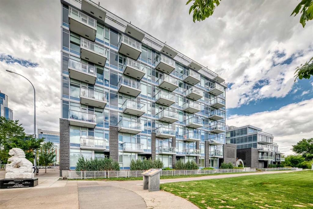 Picture of 106, 118 Waterfront Court SW, Calgary Real Estate Listing