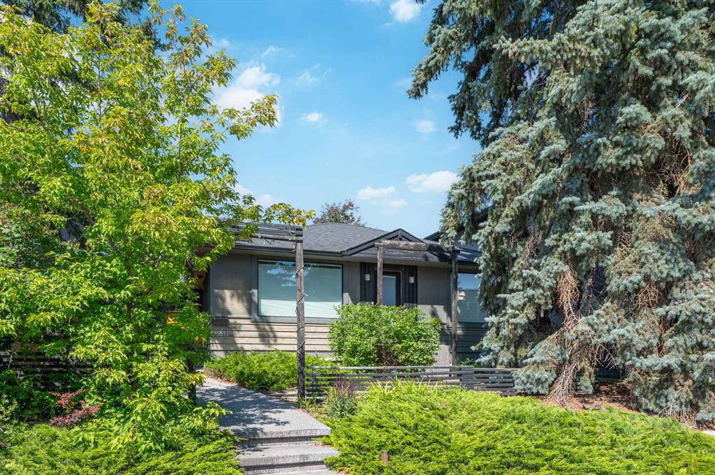 Picture of 2811 25 Street SW, Calgary Real Estate Listing