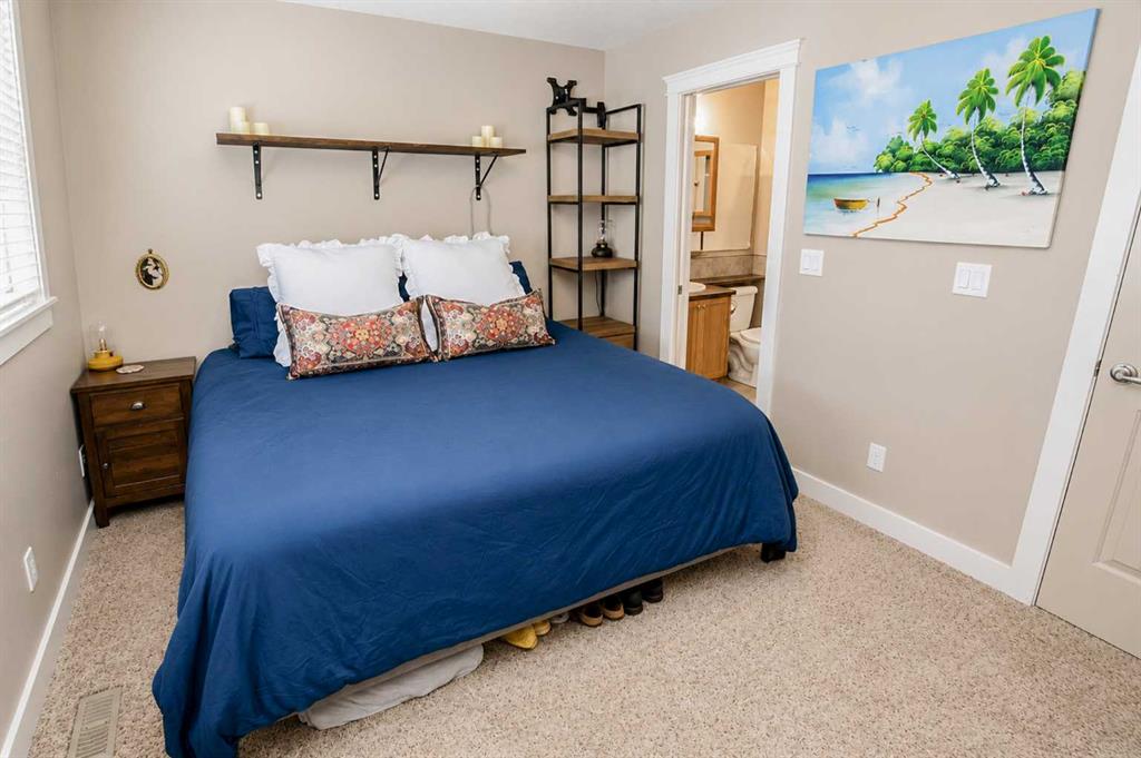 Picture of 11293 76 Avenue , Grande Prairie Real Estate Listing