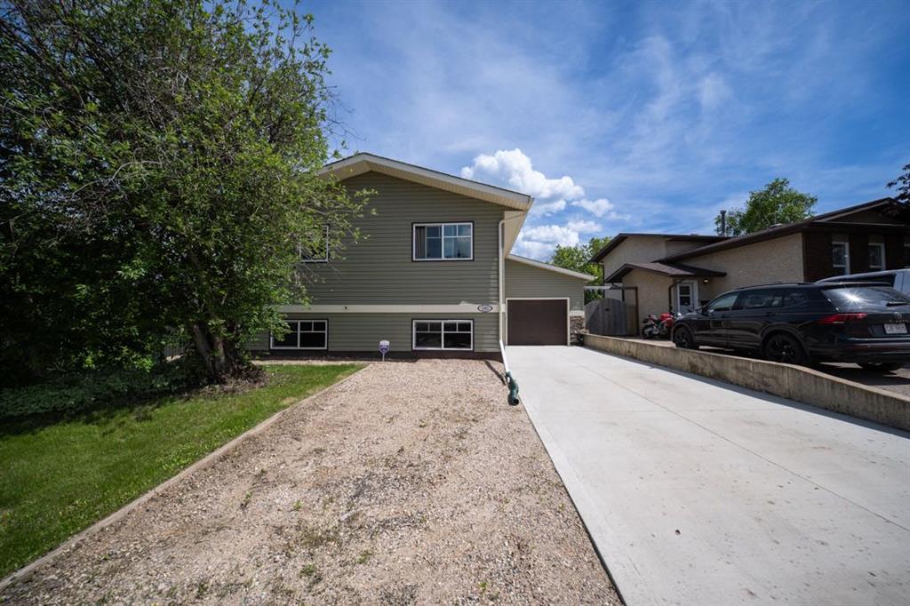 Picture of 1065 Timberline Drive , Fort McMurray Real Estate Listing