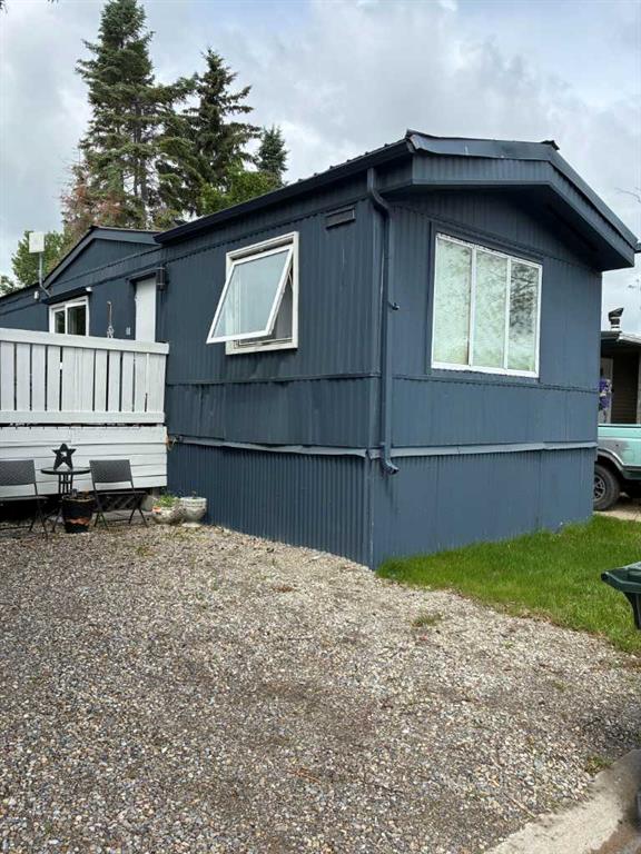 Picture of 47, 1190 15 Avenue , Didsbury Real Estate Listing