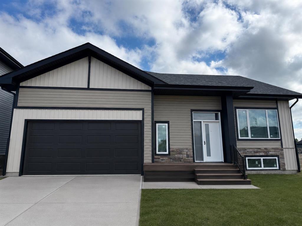 Picture of 17 Tranter Street , Red Deer Real Estate Listing