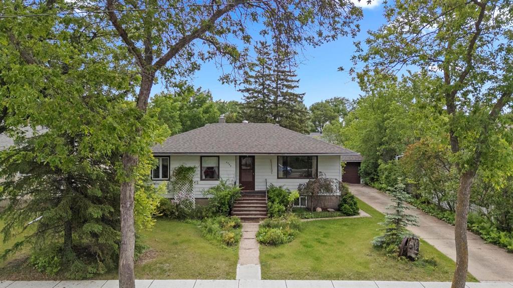 Picture of 4709 46 Street , Camrose Real Estate Listing