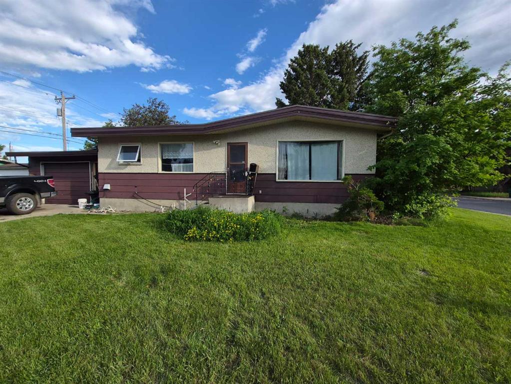 Picture of 2702 8A Avenue N, Lethbridge Real Estate Listing