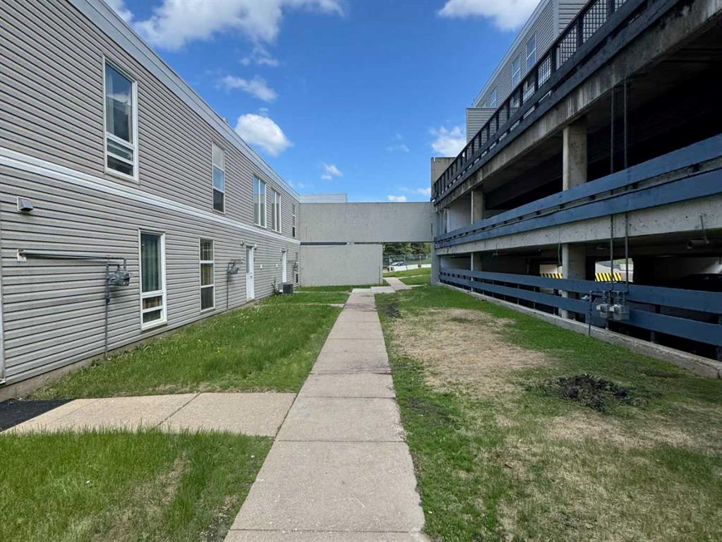 Picture of 1508, 21 Macdonald Drive , Fort McMurray Real Estate Listing