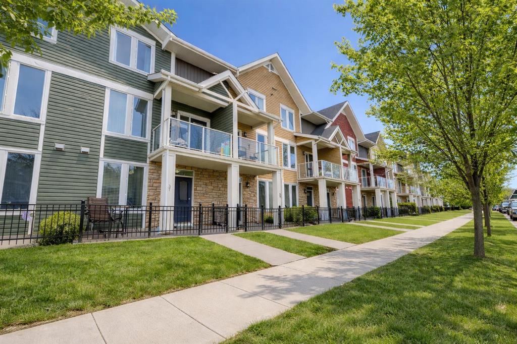 Picture of 37 Auburn Bay Link SE, Calgary Real Estate Listing