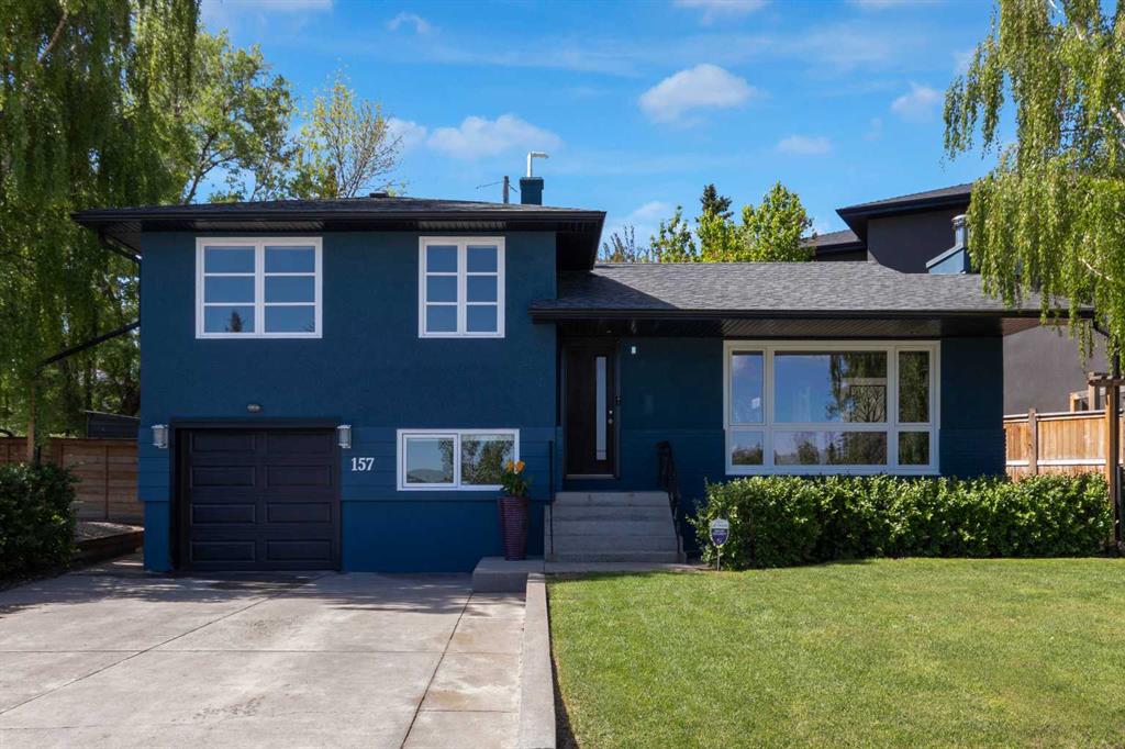 Picture of 157 Wildwood Drive SW, Calgary Real Estate Listing