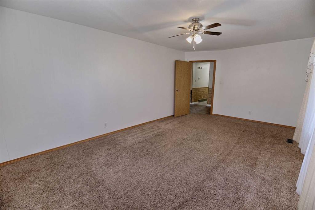 Picture of 112004 Range Road 105  , Rural Forty Mile No. 8, County of Real Estate Listing