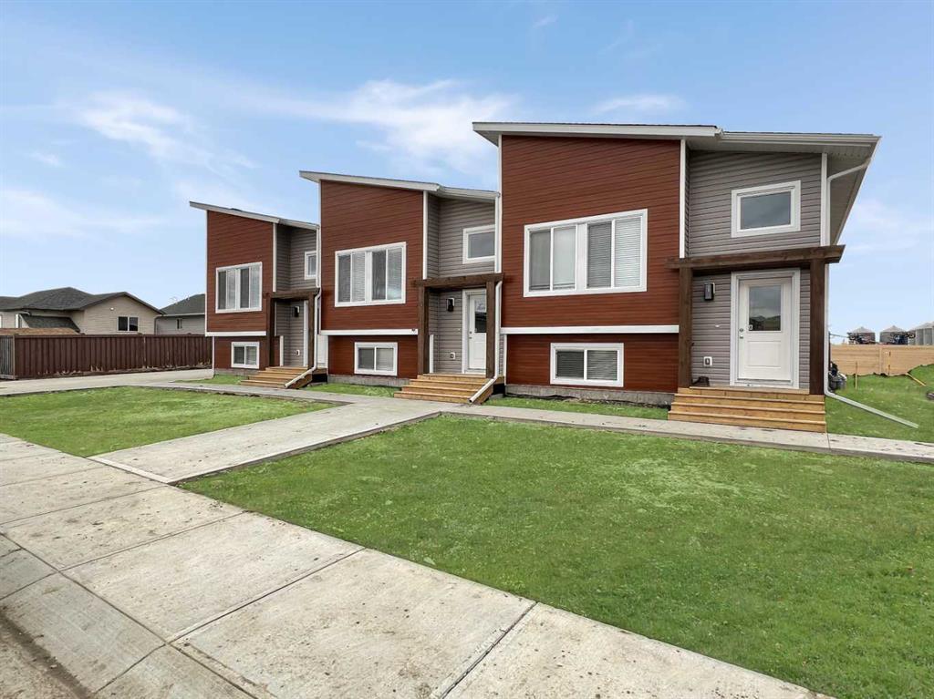 Picture of B, 9549 114 Avenue , Clairmont Real Estate Listing