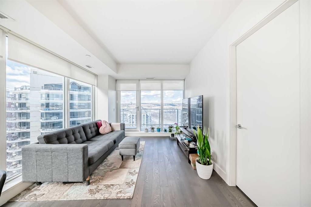 Picture of 2001, 1025 5 Avenue SW, Calgary Real Estate Listing