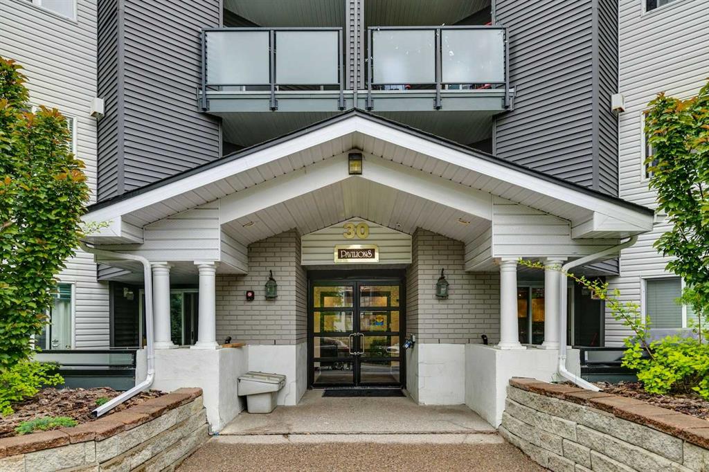 Picture of 412, 30 Sierra Morena Mews SW, Calgary Real Estate Listing