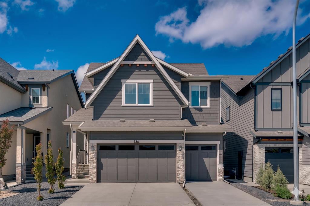 Picture of 236 Marina Grove SE, Calgary Real Estate Listing