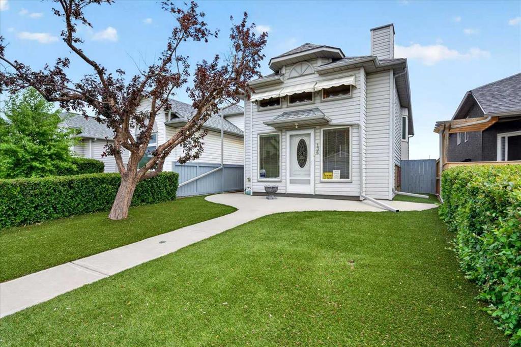 Picture of 136 hunterhorn Drive , Calgary Real Estate Listing
