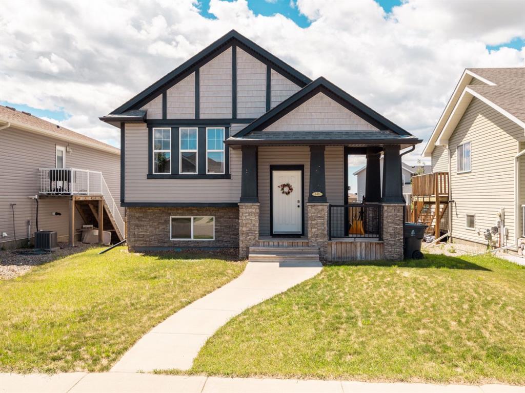 Picture of 148 Mt Sundial Court W, Lethbridge Real Estate Listing