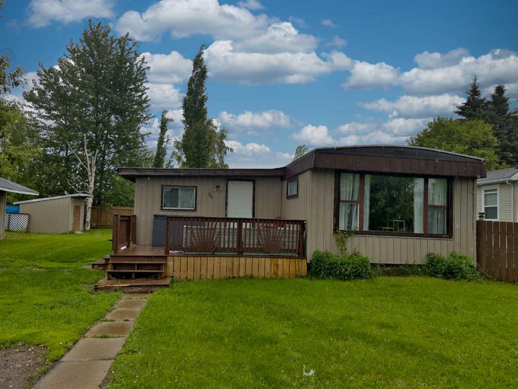 Picture of 111, 404 6 Avenue NW, Slave Lake Real Estate Listing