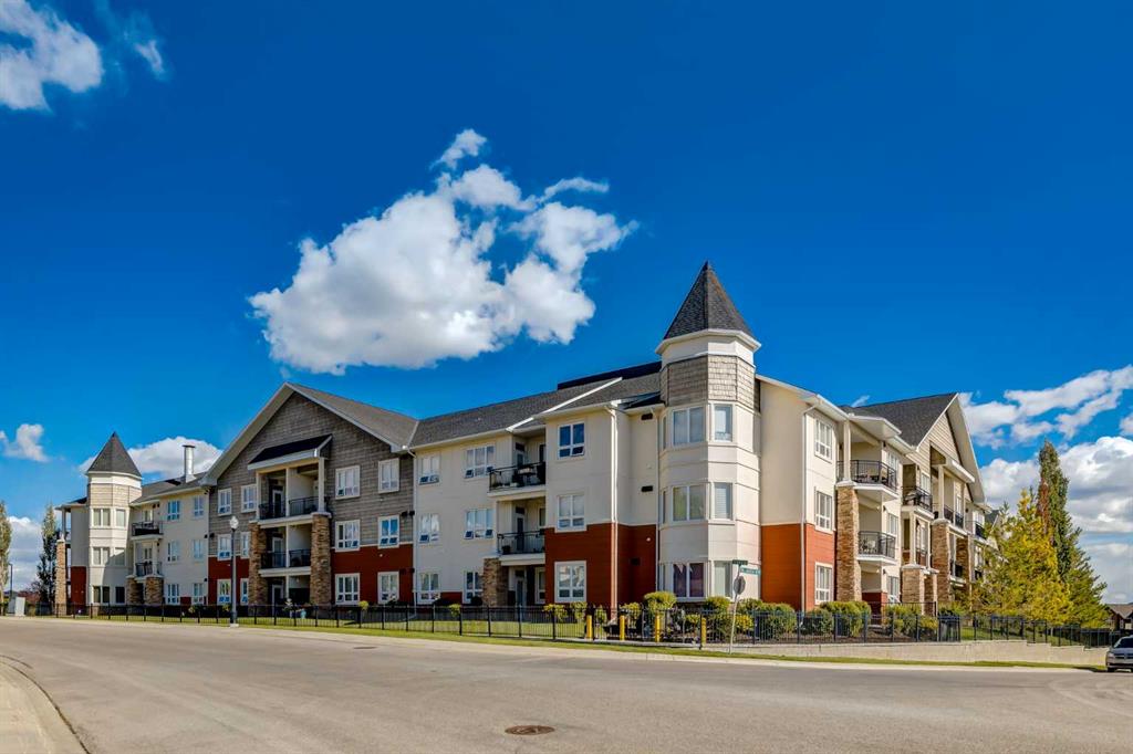Picture of 544, 26 Val Gardena View SW, Calgary Real Estate Listing