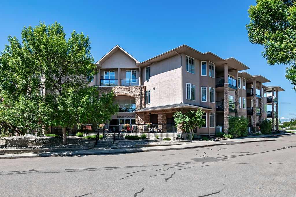 Picture of 310, 500 7 Street NW, High River Real Estate Listing