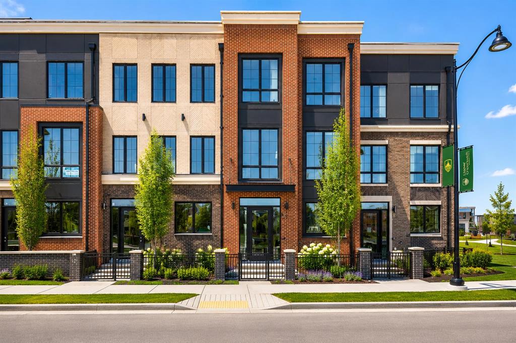 Picture of 133 Greenwich Common NW, Calgary Real Estate Listing
