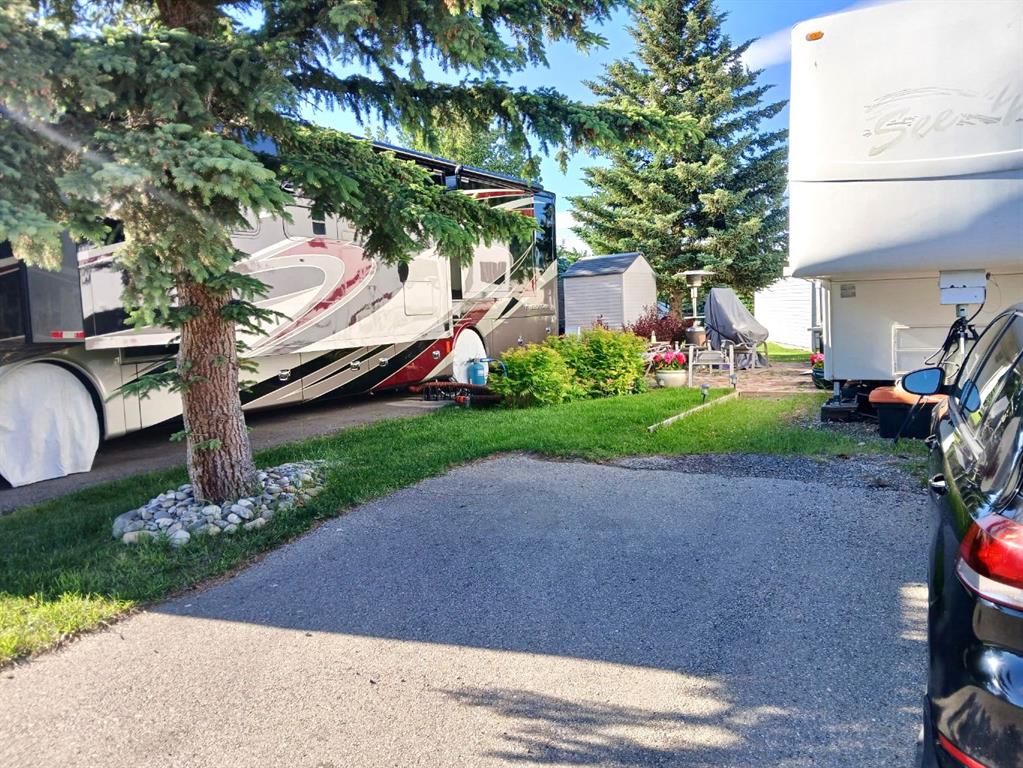 Picture of 103, 370165 79 Street E, Rural Foothills County Real Estate Listing