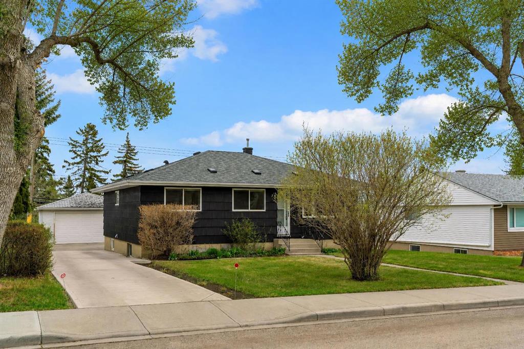 Picture of 254 Hendon Drive NW, Calgary Real Estate Listing