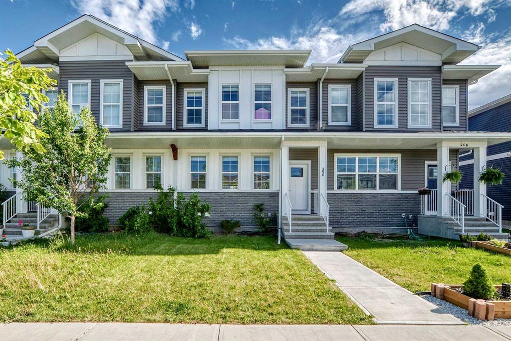 Picture of 456 West Lakeview Drive , Chestermere Real Estate Listing
