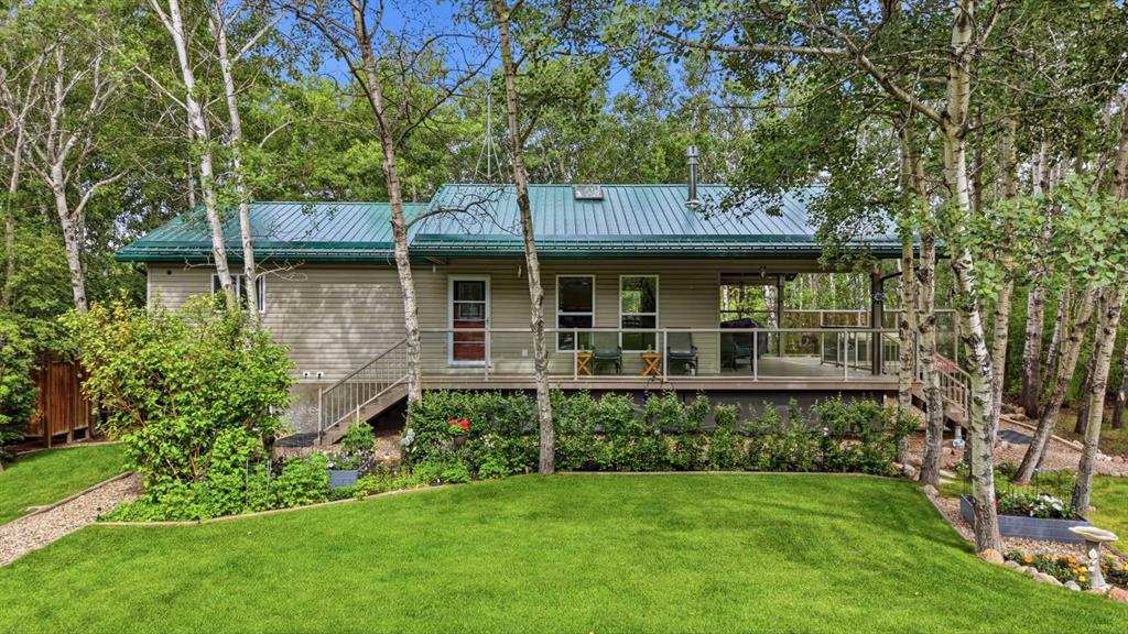 Picture of 28 View Place  , Rural Stettler No. 6, County of Real Estate Listing