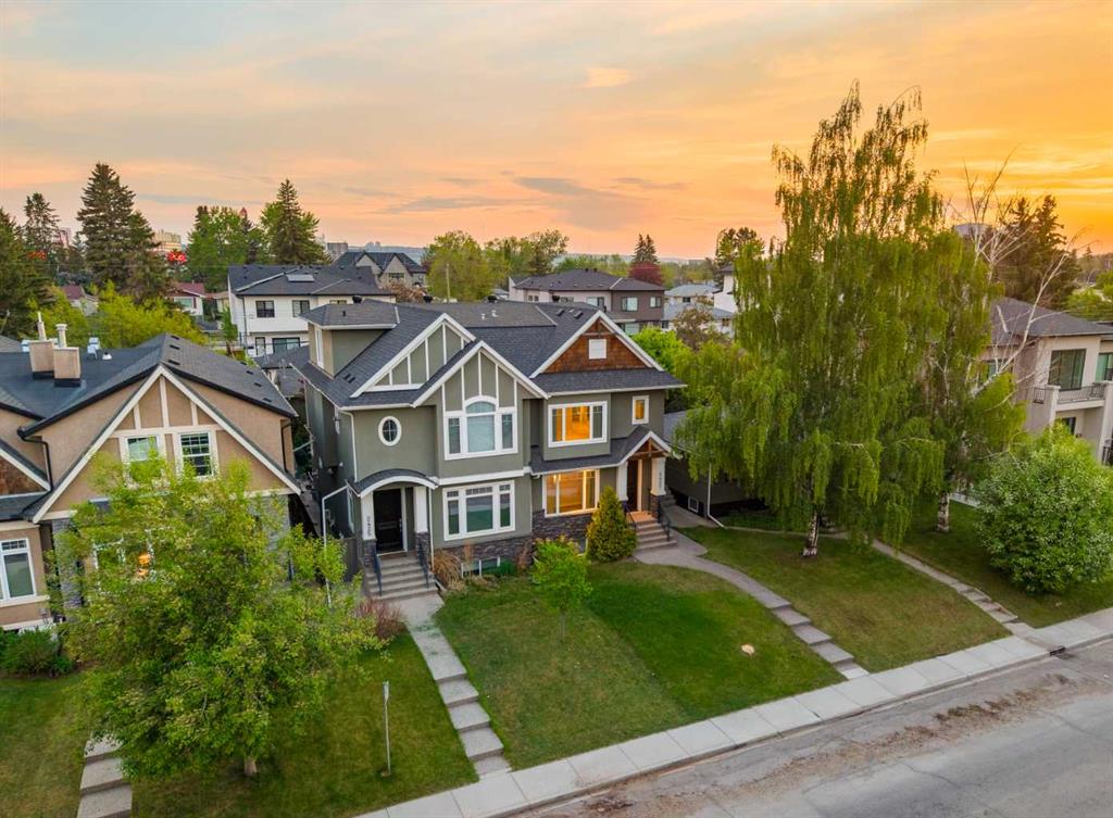 Picture of 2427 22A Street NW, Calgary Real Estate Listing