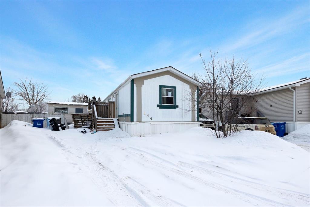 Picture of 144 Grecian Place , Fort McMurray Real Estate Listing